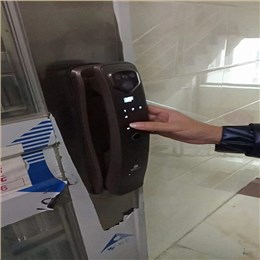 東莞海灣雅苑3D人臉識(shí)別智能鎖安裝效果